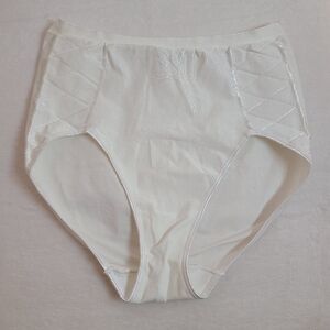 VTG Barely There Satiny Nylon Seamless Shaping Brief Panty Size XL